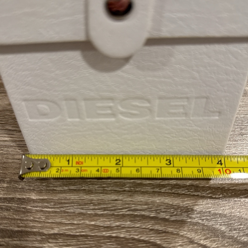 Diesel White Leather Embossed Watch Box - Picture 6 of 8